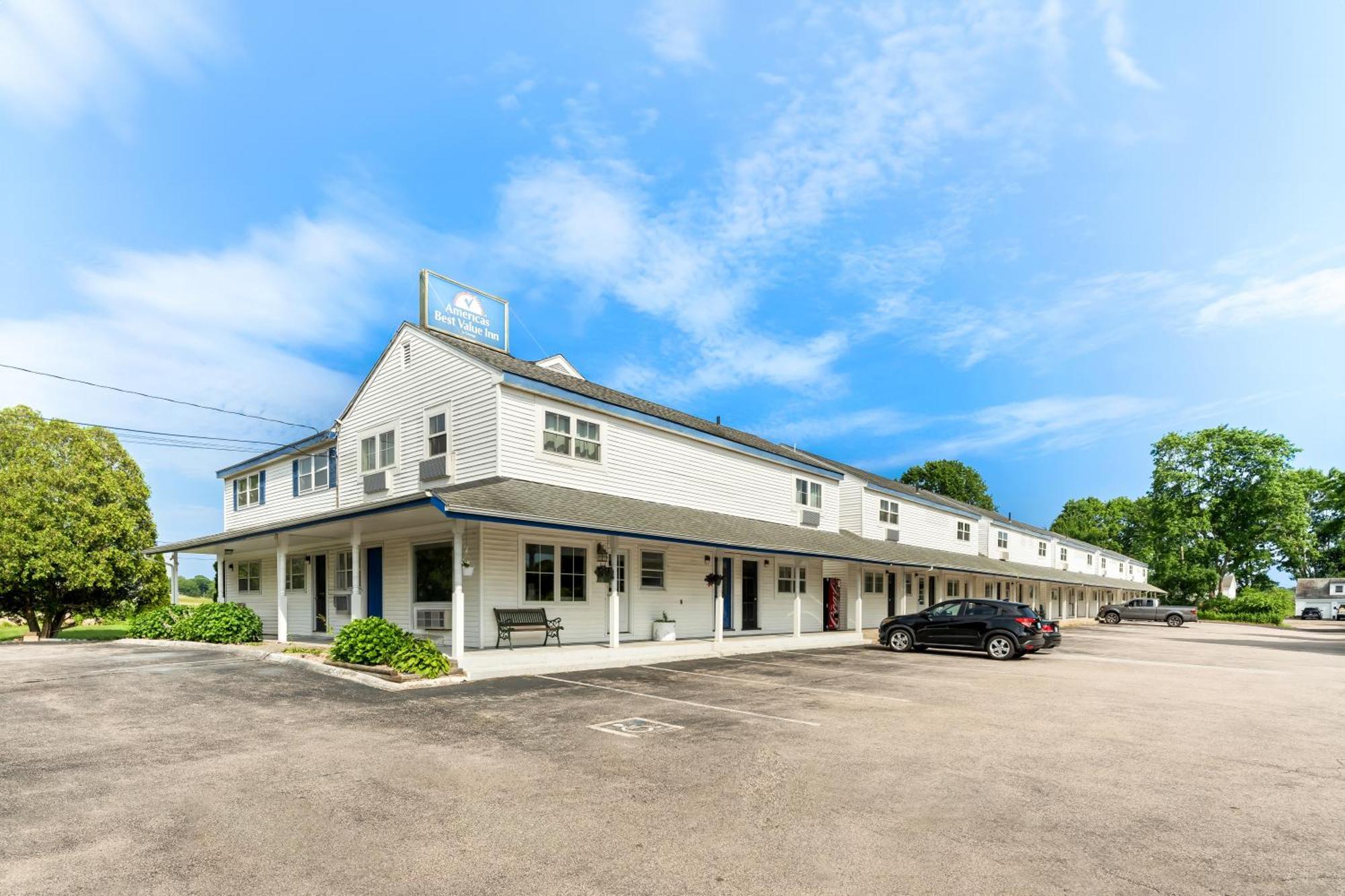 Americas Best Value Inn Stonington Mystic Buitenkant foto